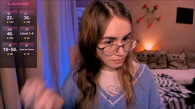 Snapshot of _selectrra chatting on February 5, 2026, 6:34 pm selectrra online show from February 5, 2026, 6:34 pm