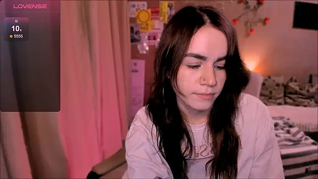 Snapshot of _selectrra chatting on February 13, 2026, 7:21 pm selectrra online show from February 13, 2026, 7:21 pm