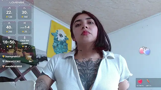 ZoeBakers  online show from December 13, 2025, 7:53 pm