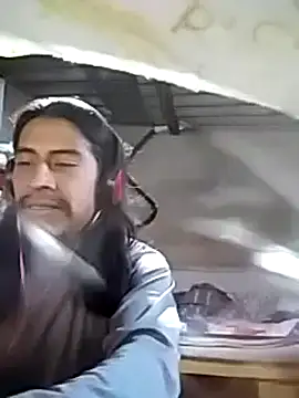 Snapshot of davidatration15 chatting on January 18, 2025, 11:00 pm davidatration15 online show from January 18, 2025, 11:00 pm