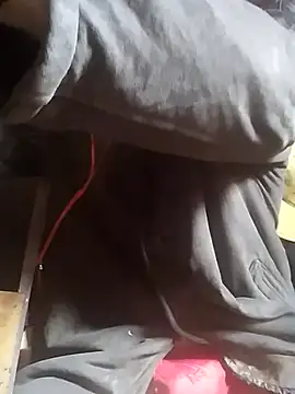 Snapshot of davidatration15 chatting on October 3, 2025, 1:52 pm davidatration15 online show from October 3, 2025, 1:52 pm