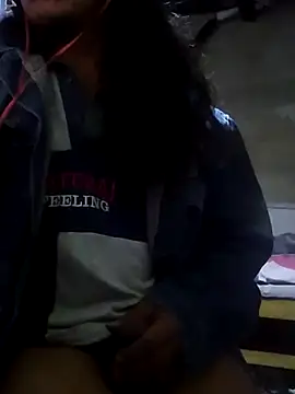 Snapshot of davidatration15 chatting on November 13, 2025, 2:21 am davidatration15 online show from November 13, 2025, 2:21 am