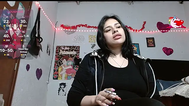 Saray extrovert  online show from September 17, 2025, 4:14 am