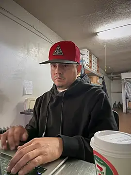 Snapshot of PeterGrandee chatting on December 18, 2024, 4:39 pm PeterGrandee online show from December 18, 2024, 4:39 pm