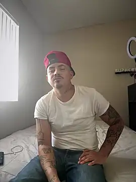 Snapshot of PeterGrandee chatting on February 7, 2025, 8:10 pm PeterGrandee online show from February 7, 2025, 8:10 pm