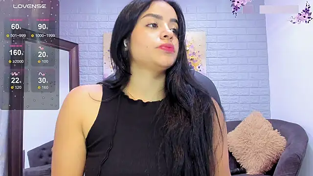 Paula Desousa online show from March 9, 2025, 3:27 pm