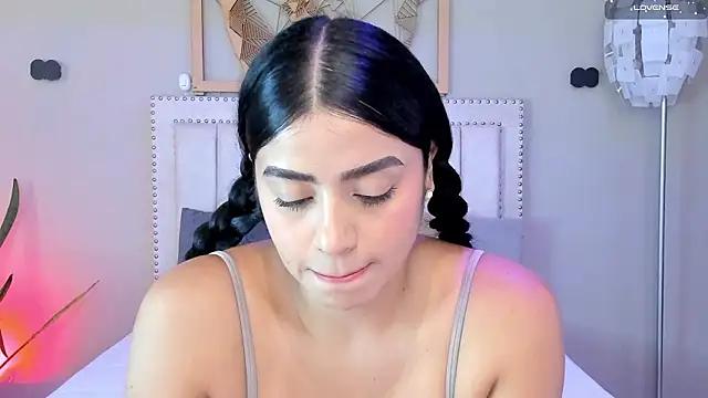 Snapshot of Paula_Desousa chatting on March 6, 2026, 5:20 pm Paula Desousa online show from March 6, 2026, 5:20 pm