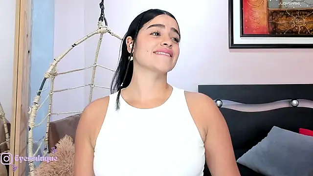 Snapshot of Paula_Desousa chatting on March 9, 2026, 7:29 pm Paula Desousa online show from March 9, 2026, 7:29 pm