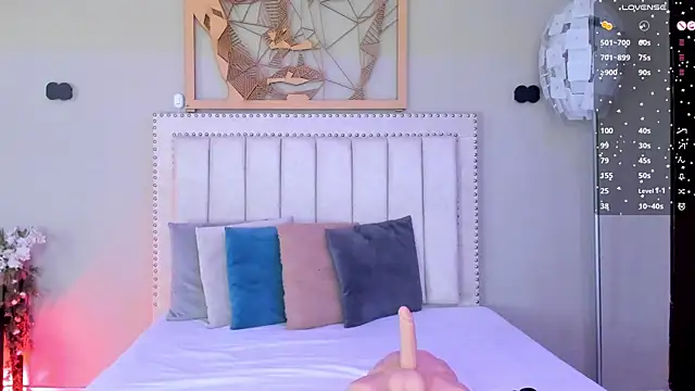 Snapshot of Paula_Desousa chatting on April 6, 2026, 7:48 pm Paula Desousa online show from April 6, 2026, 7:48 pm