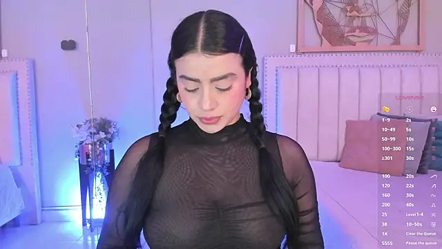 Snapshot of Paula_Desousa chatting on May 20, 2026, 7:31 pm Paula Desousa online show from May 20, 2026, 7:31 pm