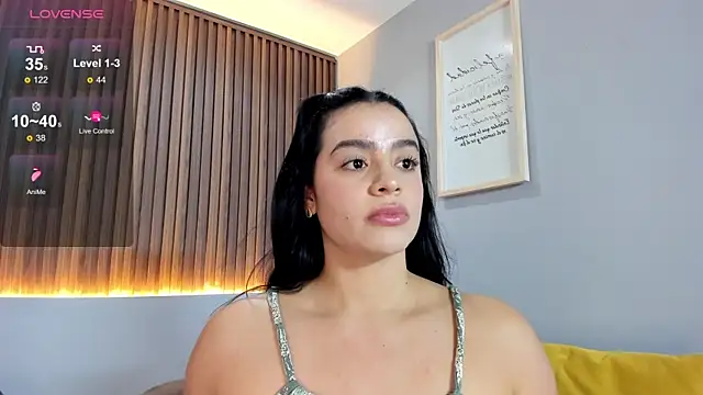 Paula Desousa online show from July 14, 2026, 7:30 pm
