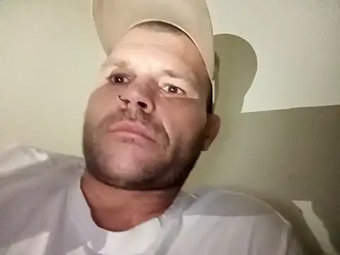 Snapshot of Inandoutyall chatting on October 7, 2025, 3:09 pm Inandoutyall online show from October 7, 2025, 3:09 pm