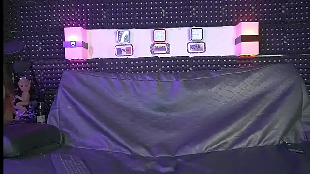 Dulce yors online show from March 16, 2025, 8:43 pm