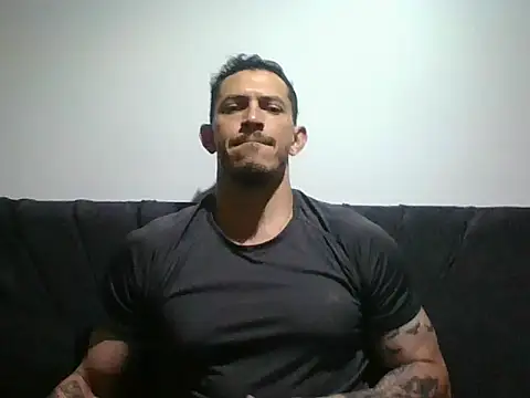 Snapshot of Alde_barahh chatting on July 1, 2026, 2:35 am Alde barahh online show from July 1, 2026, 2:35 am