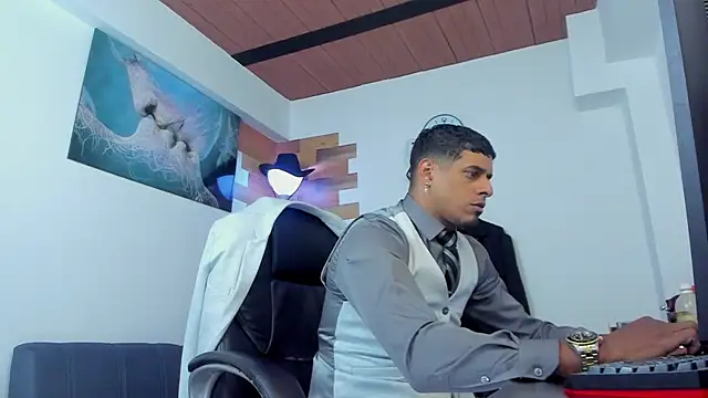 vincen jose online show from February 6, 2025, 2:22 am