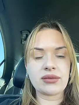 ElenaRebelle online show from February 26, 2026, 11:42 am