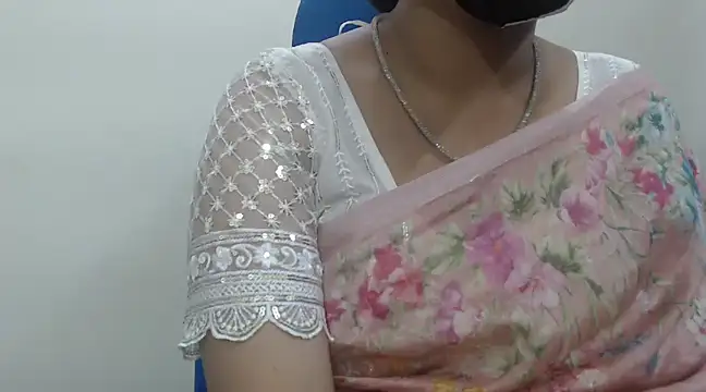 Snapshot of Lovely_Siri_23 chatting on January 24, 2025, 3:02 pm Lovely Siri 23 online show from January 24, 2025, 3:02 pm