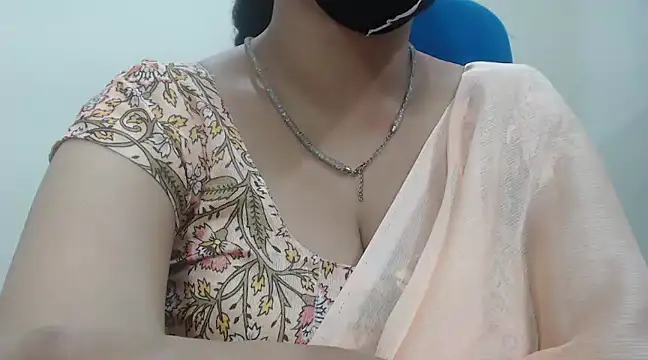 Snapshot of Lovely_Siri_23 chatting on March 18, 2025, 8:36 am Lovely Siri 23 online show from March 18, 2025, 8:36 am