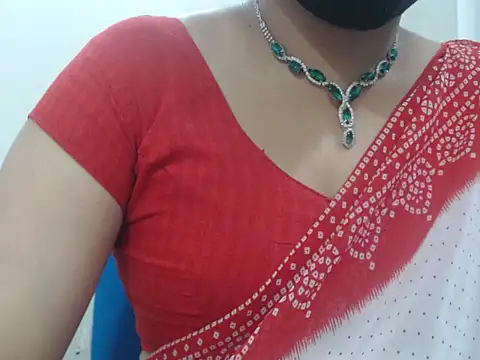 Lovely Siri 23 online show from June 20, 2026, 7:44 am