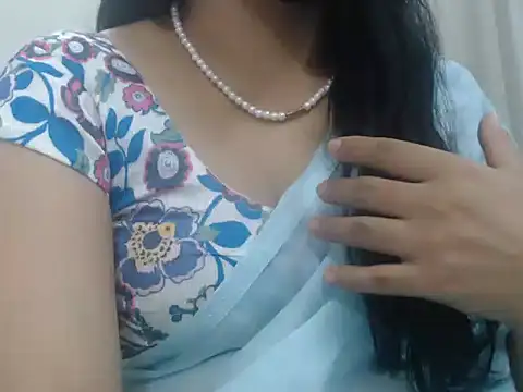 Lovely Siri 23 online show from July 12, 2026, 7:54 am