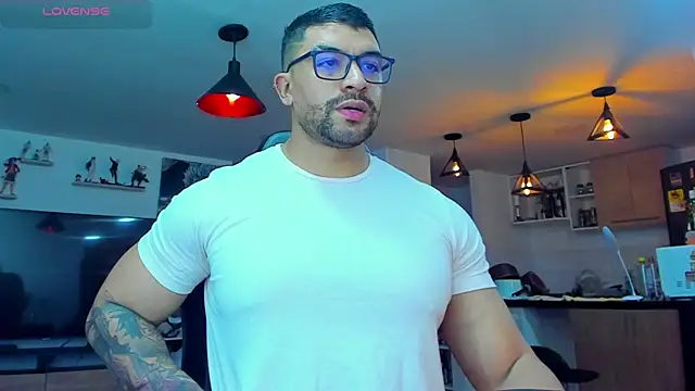 Michael Diamond online show from December 26, 2024, 3:27 am