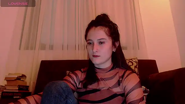 AlissonnFoxx online show from February 5, 2025, 1:37 am