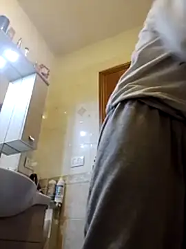 coppiasenzacensura online show from December 22, 2025, 4:04 pm