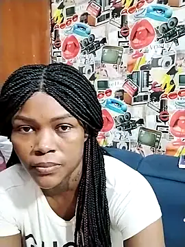 Snapshot of Alissamore3 chatting on February 12, 2025, 1:30 am Alissamore3 online show from February 12, 2025, 1:30 am