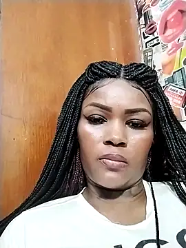 Snapshot of Alissamore3 chatting on February 12, 2025, 8:16 am Alissamore3 online show from February 12, 2025, 8:16 am