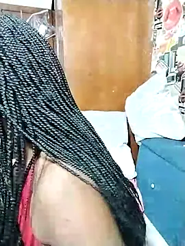 Snapshot of Alissamore3 chatting on February 13, 2025, 3:50 am Alissamore3 online show from February 13, 2025, 3:50 am