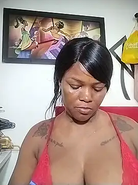 Snapshot of Alissamore3 chatting on May 28, 2026, 12:46 pm Alissamore3 online show from May 28, 2026, 12:46 pm