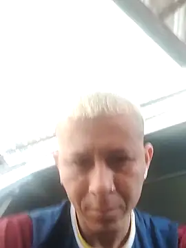 Snapshot of Somospareja1987 chatting on February 23, 2026, 7:44 pm Somospareja1987 online show from February 23, 2026, 7:44 pm