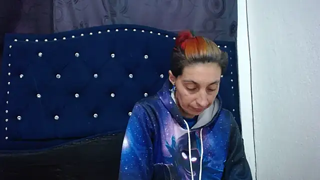 anyu1306 online show from December 19, 2024, 8:44 pm