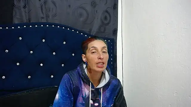 anyu1306 online show from February 18, 2025, 4:58 am