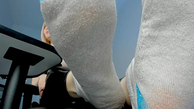 Snapshot of ReiYosimoto chatting on January 3, 2025, 3:44 pm ReiYosimoto online show from January 3, 2025, 3:44 pm