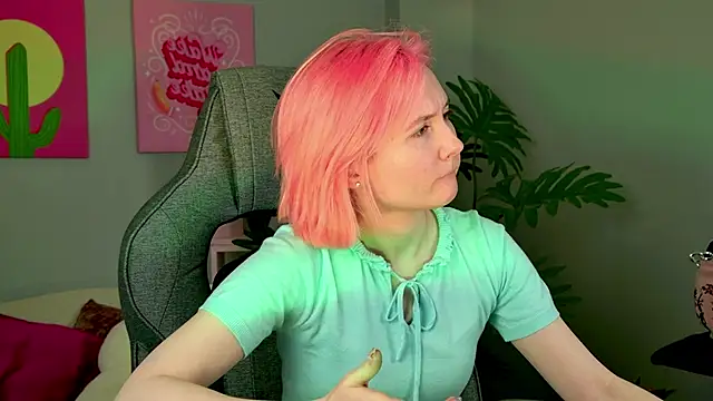 Snapshot of ReiYosimoto chatting on September 29, 2025, 11:48 am ReiYosimoto online show from September 29, 2025, 11:48 am