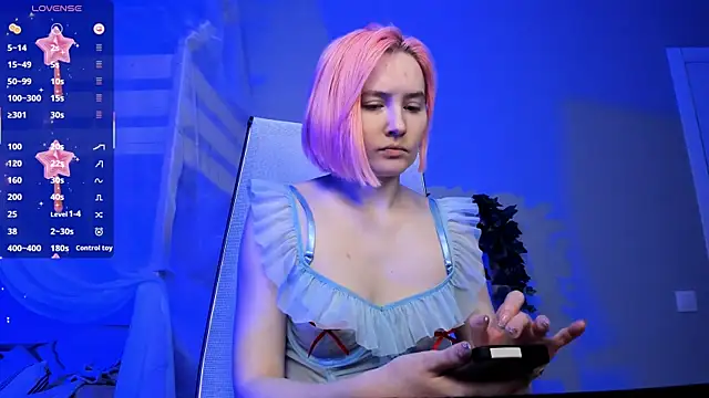 Snapshot of ReiYosimoto chatting on October 9, 2025, 12:03 pm ReiYosimoto online show from October 9, 2025, 12:03 pm