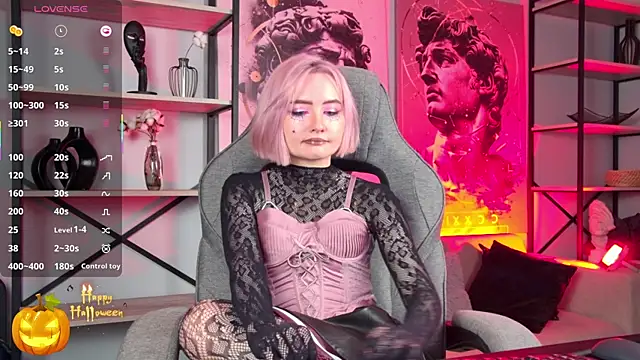 Snapshot of ReiYosimoto chatting on November 2, 2025, 1:57 pm ReiYosimoto online show from November 2, 2025, 1:57 pm