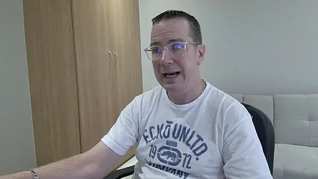 BrettJ81 online show from March 8, 2026, 1:04 pm