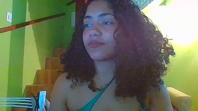 savanahottie online show from August 6, 2026, 12:45 am