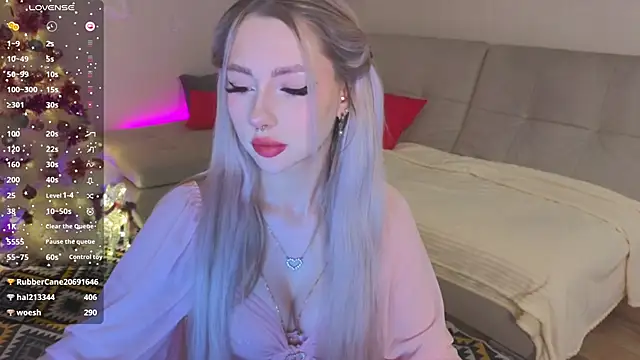 Snapshot of Lexitey chatting on December 20, 2024, 10:05 am Lexitey online show from December 20, 2024, 10:05 am