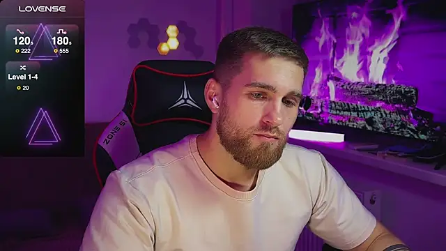 Sweeet  boy online show from November 22, 2025, 9:03 pm