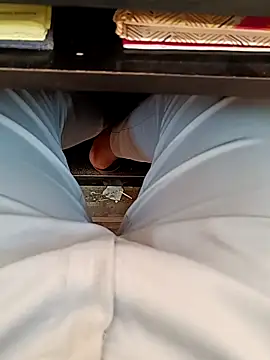 u wan me online show from March 1, 2025, 6:35 am