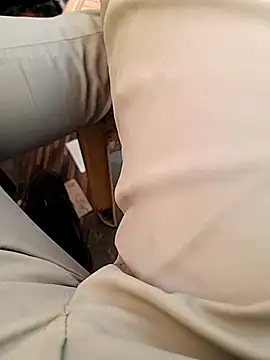 Snapshot of u_wan_me chatting on April 13, 2026, 7:36 am u wan me online show from April 13, 2026, 7:36 am