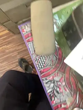 Snapshot of u_wan_me chatting on April 16, 2026, 7:09 am u wan me online show from April 16, 2026, 7:09 am