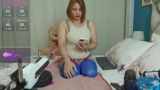 natalia23 online show from June 16, 2026, 11:51 pm