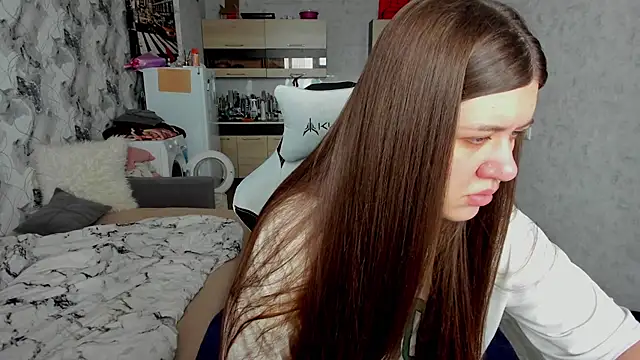 Snapshot of Lis_Kollen chatting on November 11, 2025, 8:14 am Lis Kollen online show from November 11, 2025, 8:14 am