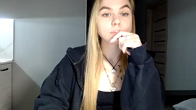 Sunbeam  online show from December 12, 2024, 9:48 pm