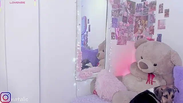 natalie jaensen online show from September 14, 2025, 7:24 pm