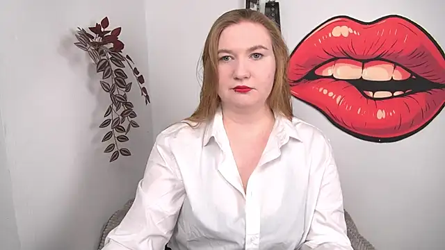 Snapshot of LaraDream chatting on January 16, 2026, 2:10 pm LaraDream online show from January 16, 2026, 2:10 pm